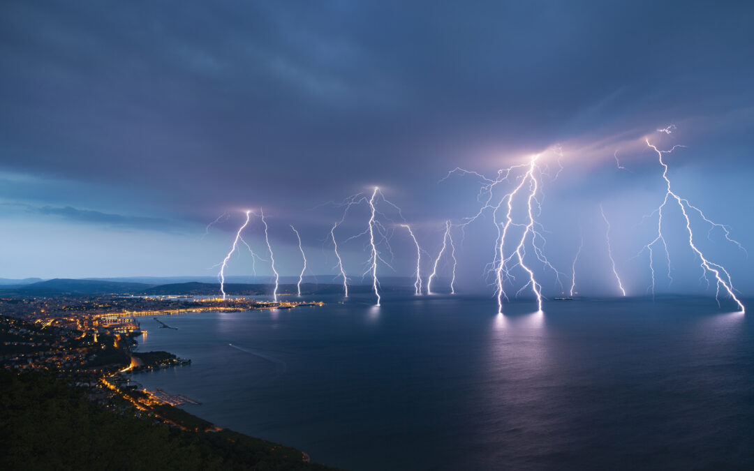 Lightning Strikes In Real-Time